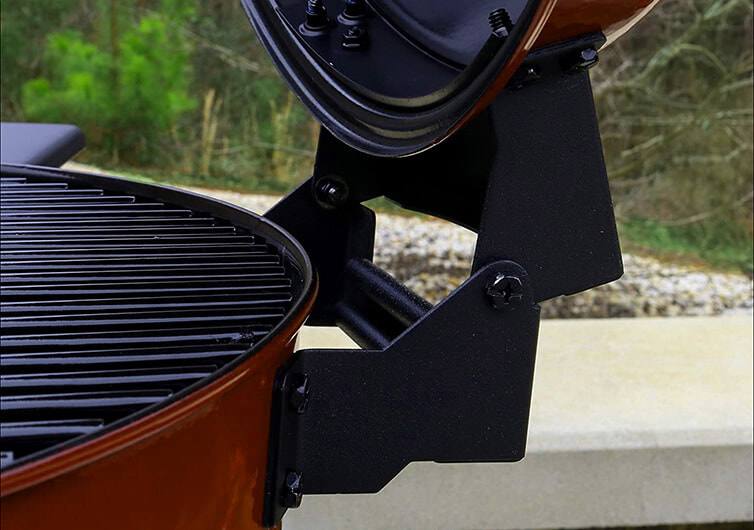 Char-Griller Premium Red Kettle Charcoal Grill hinge