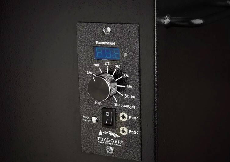 Traeger Pro Series 22 Pellet Grill Panel